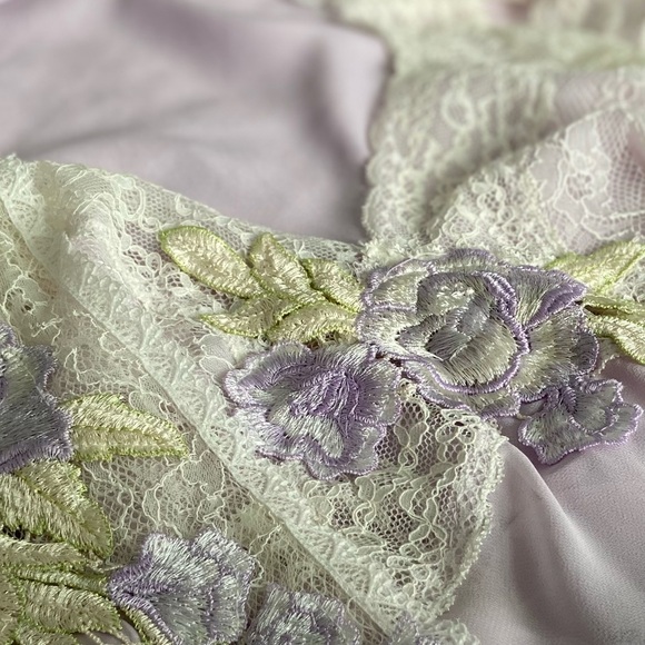 💜 Linea Donatella, Lavender Sherelle Babydoll Thong & Midnight Wrap Robe Set - Picture 15 of 16